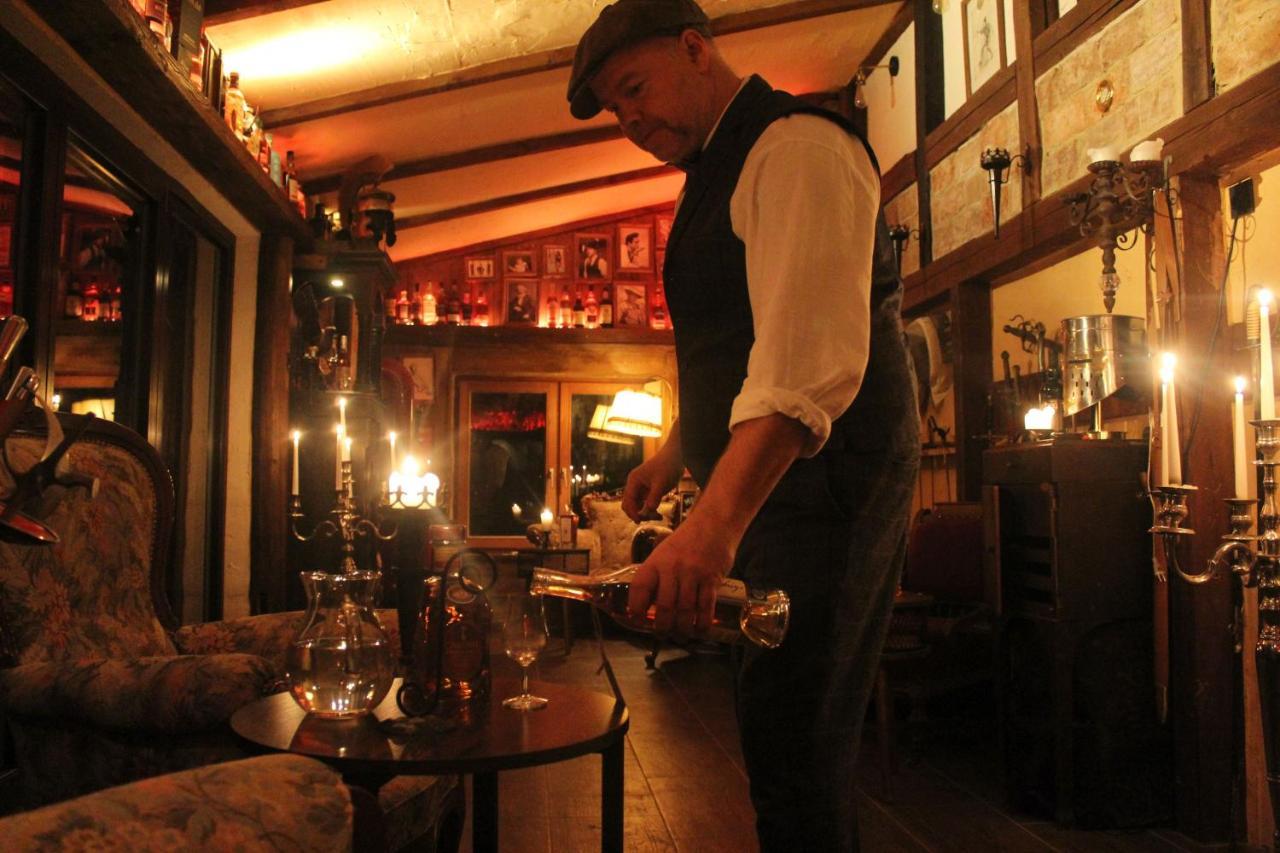 Hotel Weisse Muehle Breitenworbis Buitenkant foto
